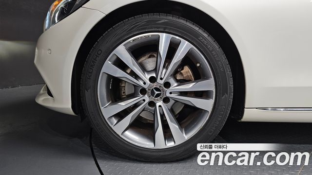 Mercedes-Benz C-Class C200 Avantgarde
