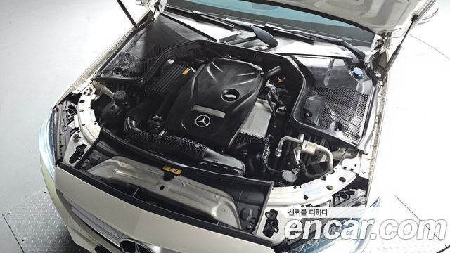 Mercedes-Benz C-Class C200 Avantgarde