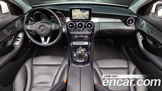Mercedes-Benz C-Class C200 Avantgarde