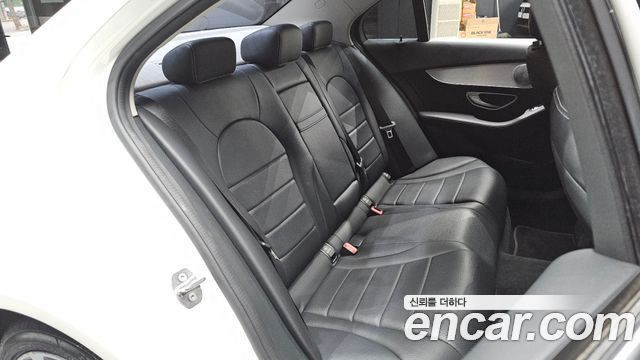 Mercedes-Benz C-Class C200 Avantgarde