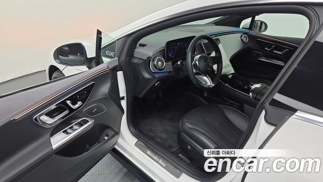 Mercedes-Benz EQE EQE350+