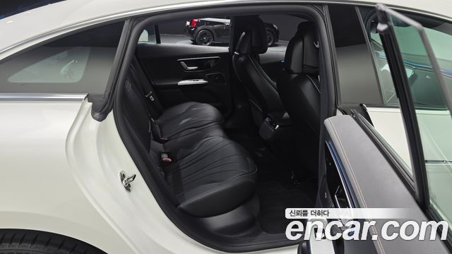 Mercedes-Benz EQE EQE350+