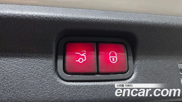 Mercedes-Benz EQE EQE350+
