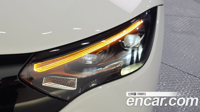 Mercedes-Benz EQE EQE350+