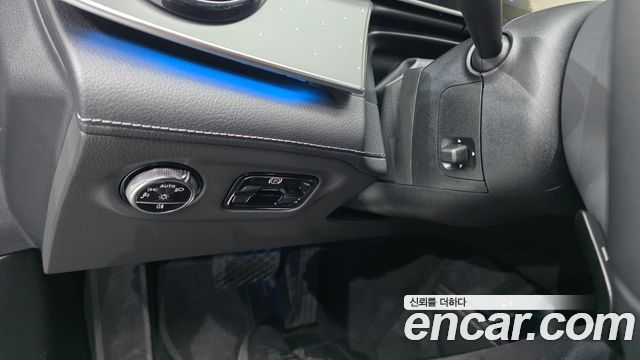 Mercedes-Benz EQE EQE350+
