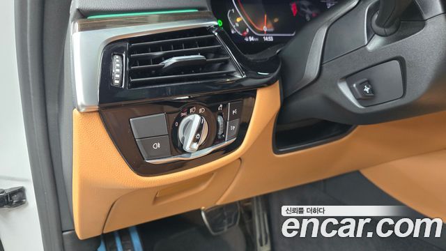 BMW 5-Series 520i M Sport