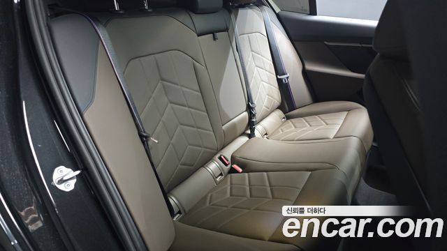 BMW 5-Series 520i Special Edition