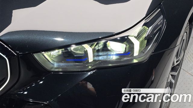 BMW 5-Series 520i Special Edition