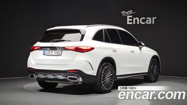 Mercedes-Benz GLC-Class GLC300 4MATIC AMG Line