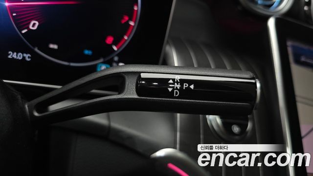 Mercedes-Benz GLC-Class GLC300 4MATIC AMG Line
