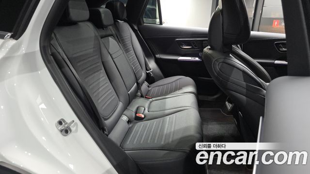 Mercedes-Benz GLC-Class GLC300 4MATIC AMG Line