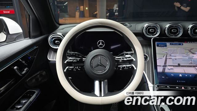Mercedes-Benz GLC-Class GLC300 4MATIC AMG Line