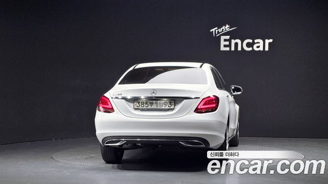 Mercedes-Benz C-Class C200 Avantgarde