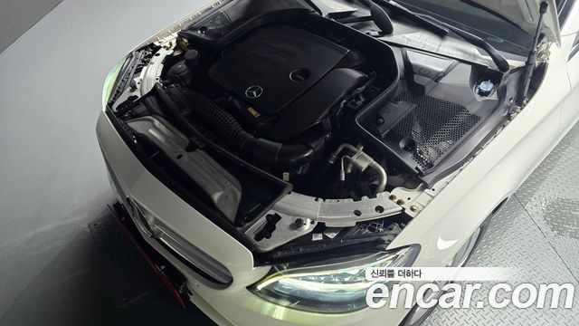 Mercedes-Benz C-Class C200 Avantgarde