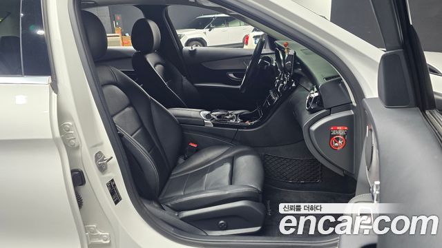 Mercedes-Benz C-Class C200 Avantgarde