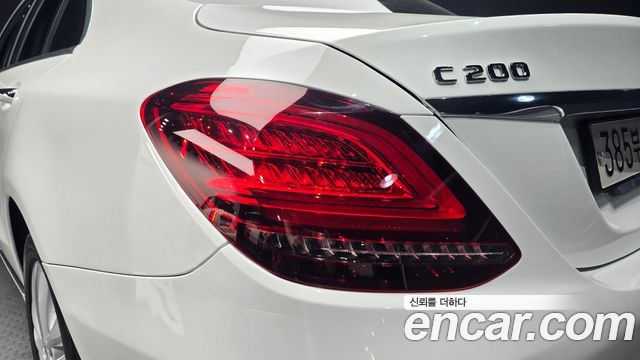 Mercedes-Benz C-Class C200 Avantgarde