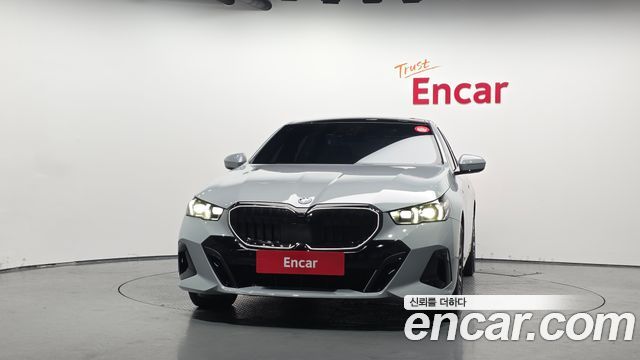 BMW 5-Series 530e M Sport