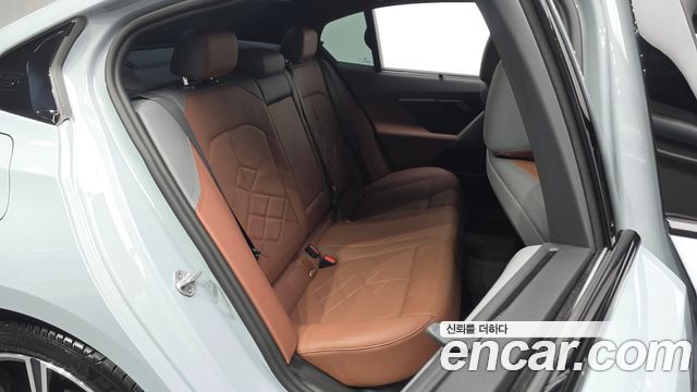 BMW 5-Series 530e M Sport