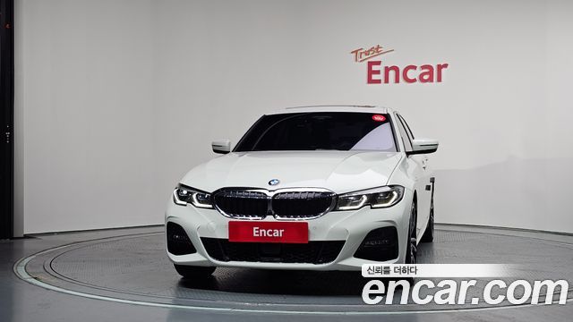 BMW 3-Series 330e M Sport