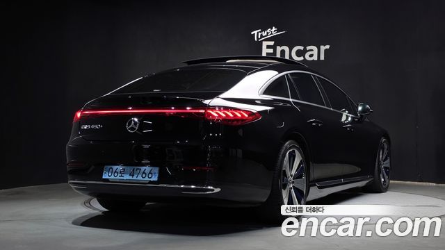 Mercedes-Benz EQS EQS450+