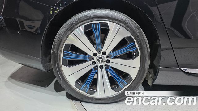 Mercedes-Benz EQS EQS450+