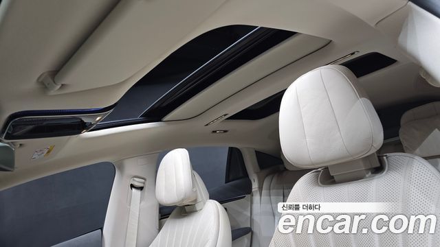 Mercedes-Benz EQS EQS450+