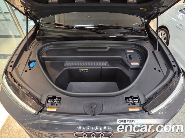 Audi Q6 e-tron Performance Premium
