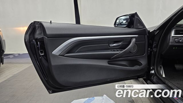 BMW 4-Series 430i M Sport Convertible