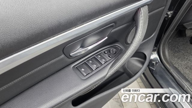 BMW 4-Series 430i M Sport Convertible