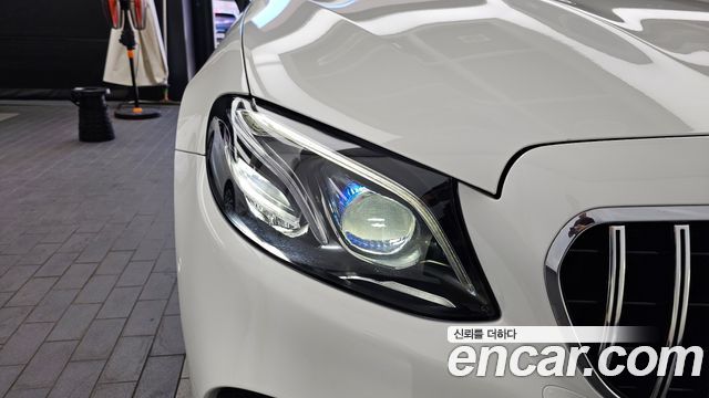 Mercedes-Benz E-Class E450 4MATIC Coupe