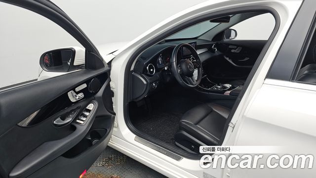Mercedes-Benz C-Class C200