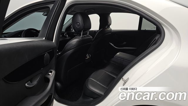 Mercedes-Benz C-Class C200