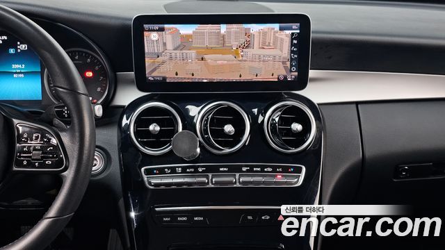 Mercedes-Benz C-Class C200