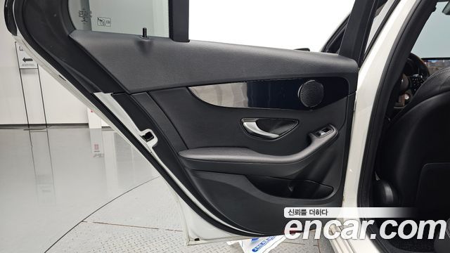Mercedes-Benz C-Class C200