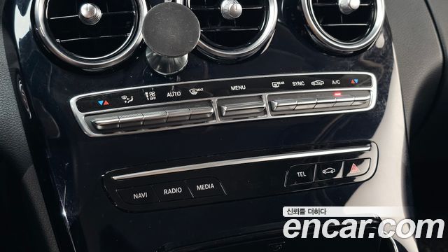 Mercedes-Benz C-Class C200