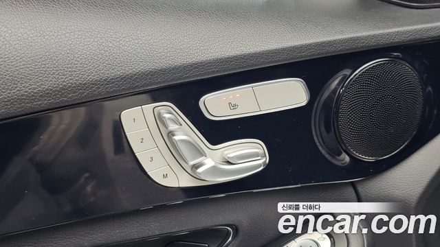 Mercedes-Benz C-Class C200
