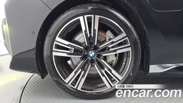 BMW 7-Series 750e xDrive M Sport