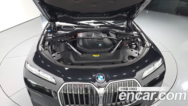 BMW 7-Series 750e xDrive M Sport