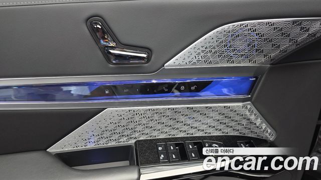 BMW 7-Series 750e xDrive M Sport
