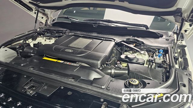 Land Rover Range Rover 4.4 SDV8 Vogue SE DIESEL