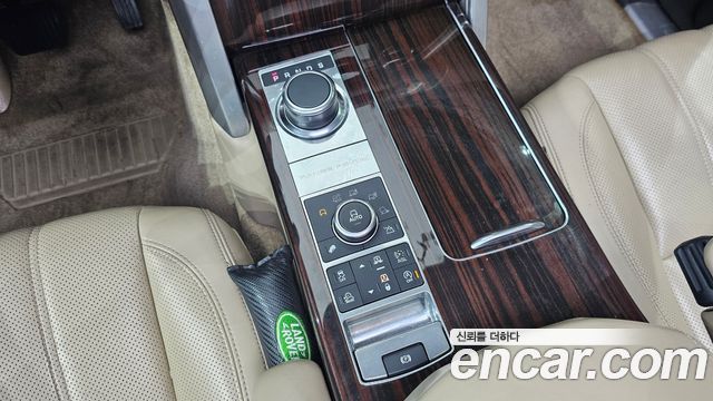 Land Rover Range Rover 4.4 SDV8 Vogue SE DIESEL