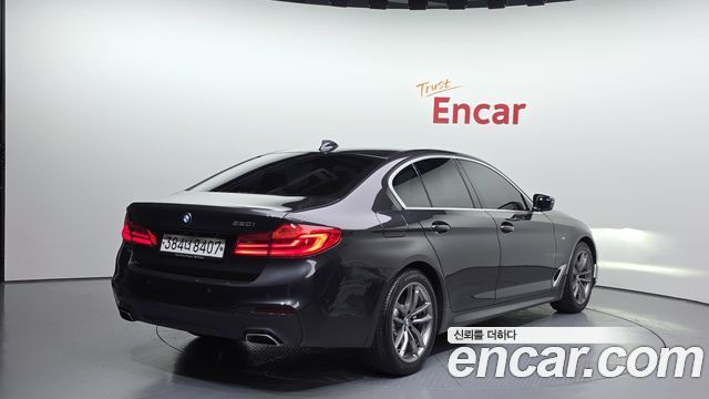 BMW 5-Series 520i M Sport