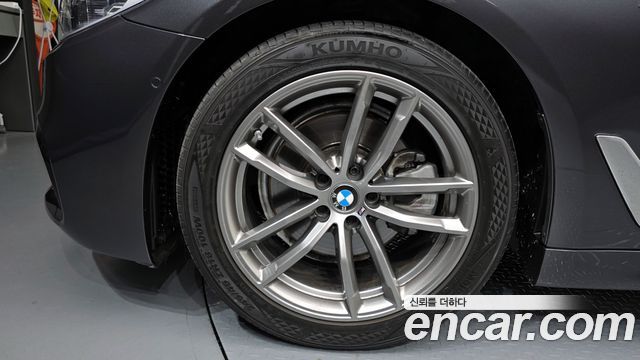 BMW 5-Series 520i M Sport