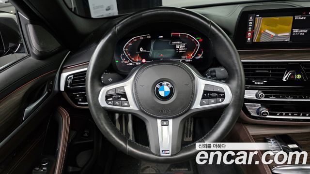 BMW 5-Series 520i M Sport