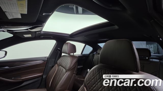 BMW 5-Series 520i M Sport