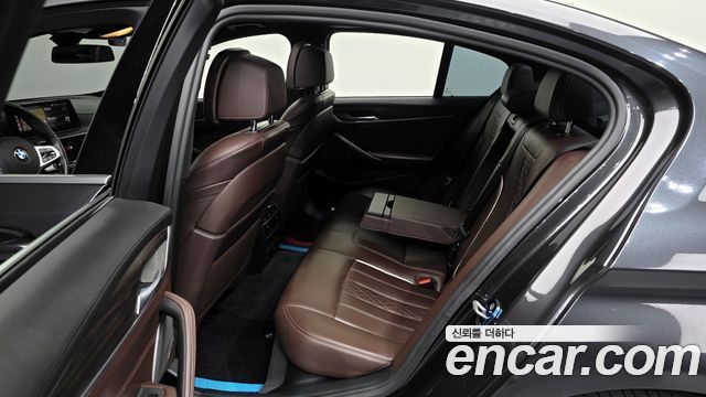 BMW 5-Series 520i M Sport