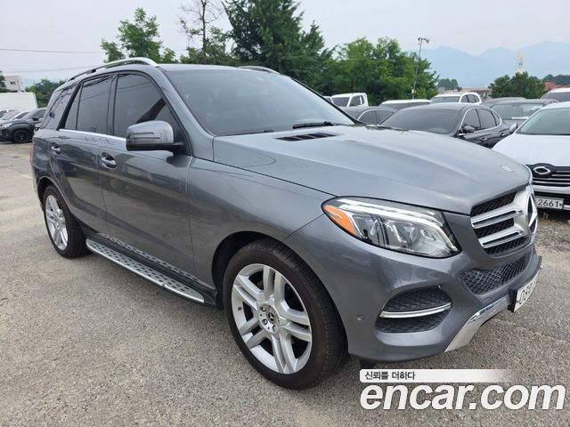 Mercedes-Benz GLE-Class GLE350 d 4MATIC