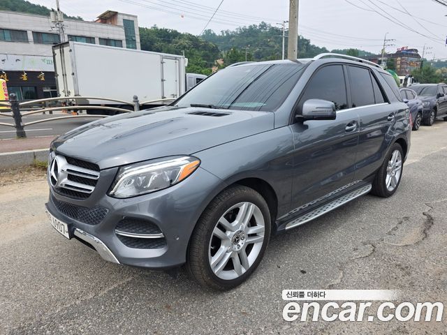 Mercedes-Benz GLE-Class GLE350 d 4MATIC