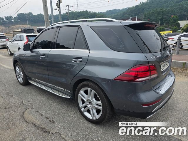 Mercedes-Benz GLE-Class GLE350 d 4MATIC