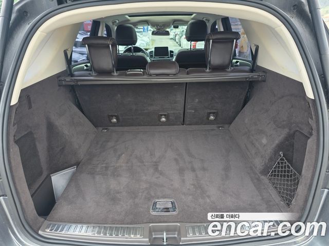 Mercedes-Benz GLE-Class GLE350 d 4MATIC